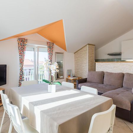 Trbovic Apartments Peaceful Stay With Free Parking, Pet-Friendly, And Bike Storage In Umag Exteriör bild