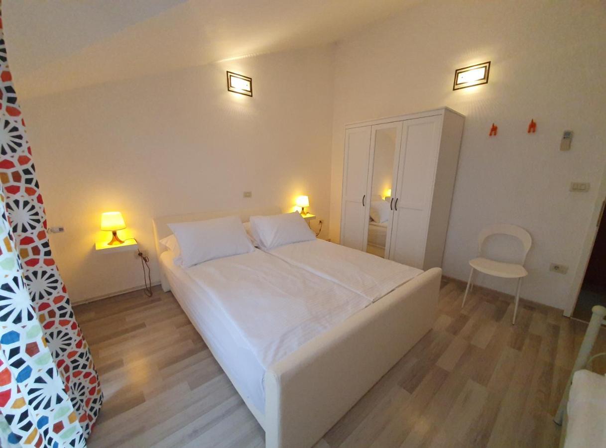 Trbovic Apartments Peaceful Stay With Free Parking, Pet-Friendly, And Bike Storage In Umag Exteriör bild
