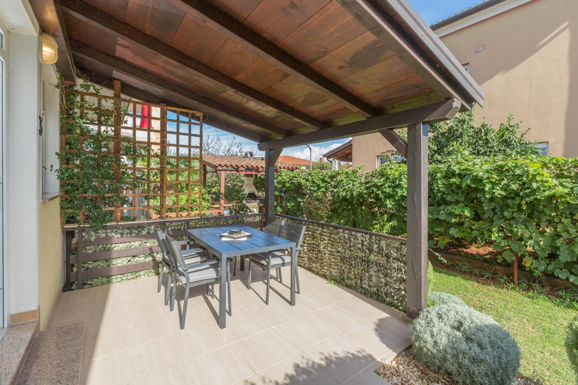 Trbovic Apartments Peaceful Stay With Free Parking, Pet-Friendly, And Bike Storage In Umag Exteriör bild