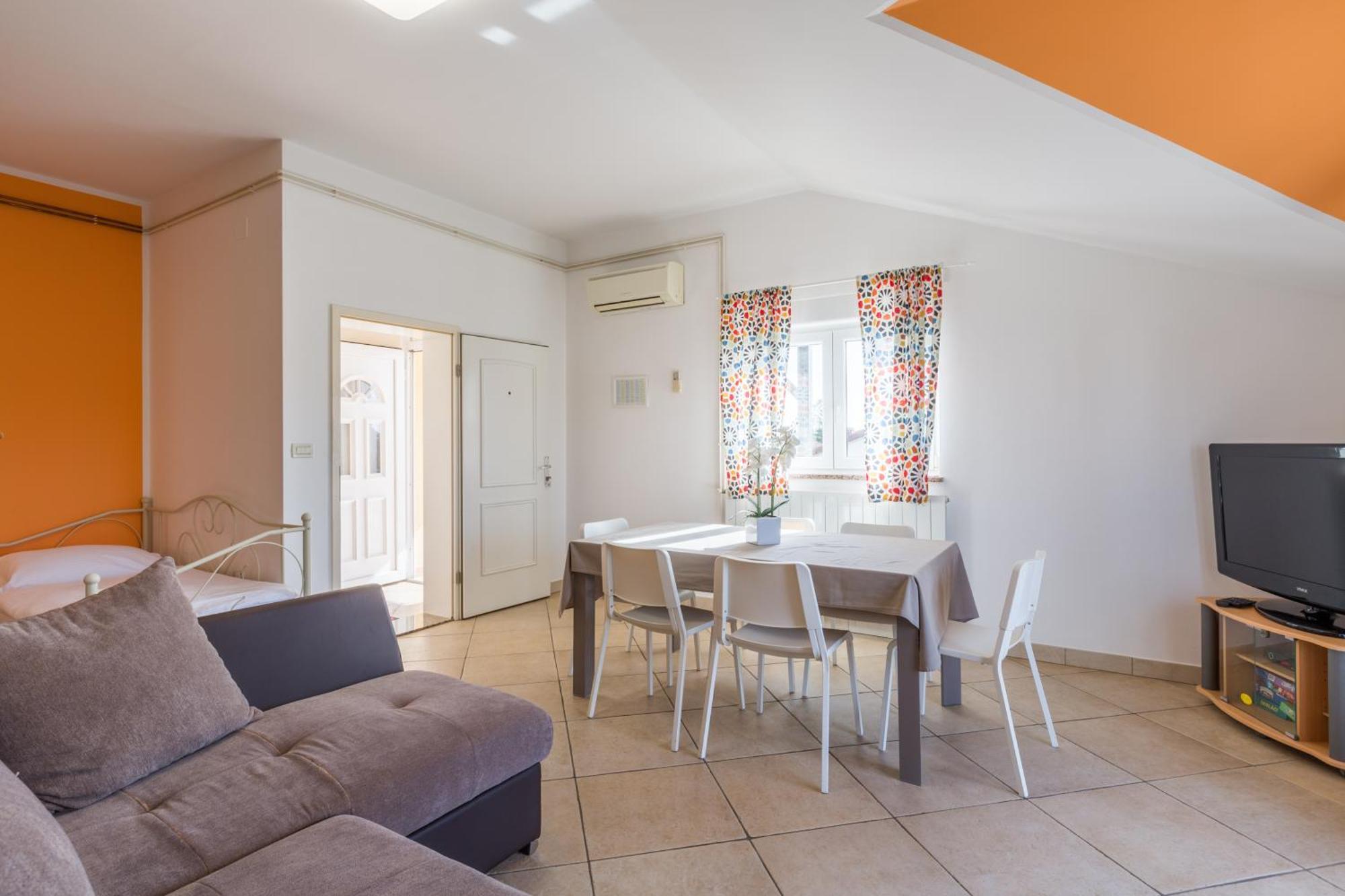 Trbovic Apartments Peaceful Stay With Free Parking, Pet-Friendly, And Bike Storage In Umag Exteriör bild
