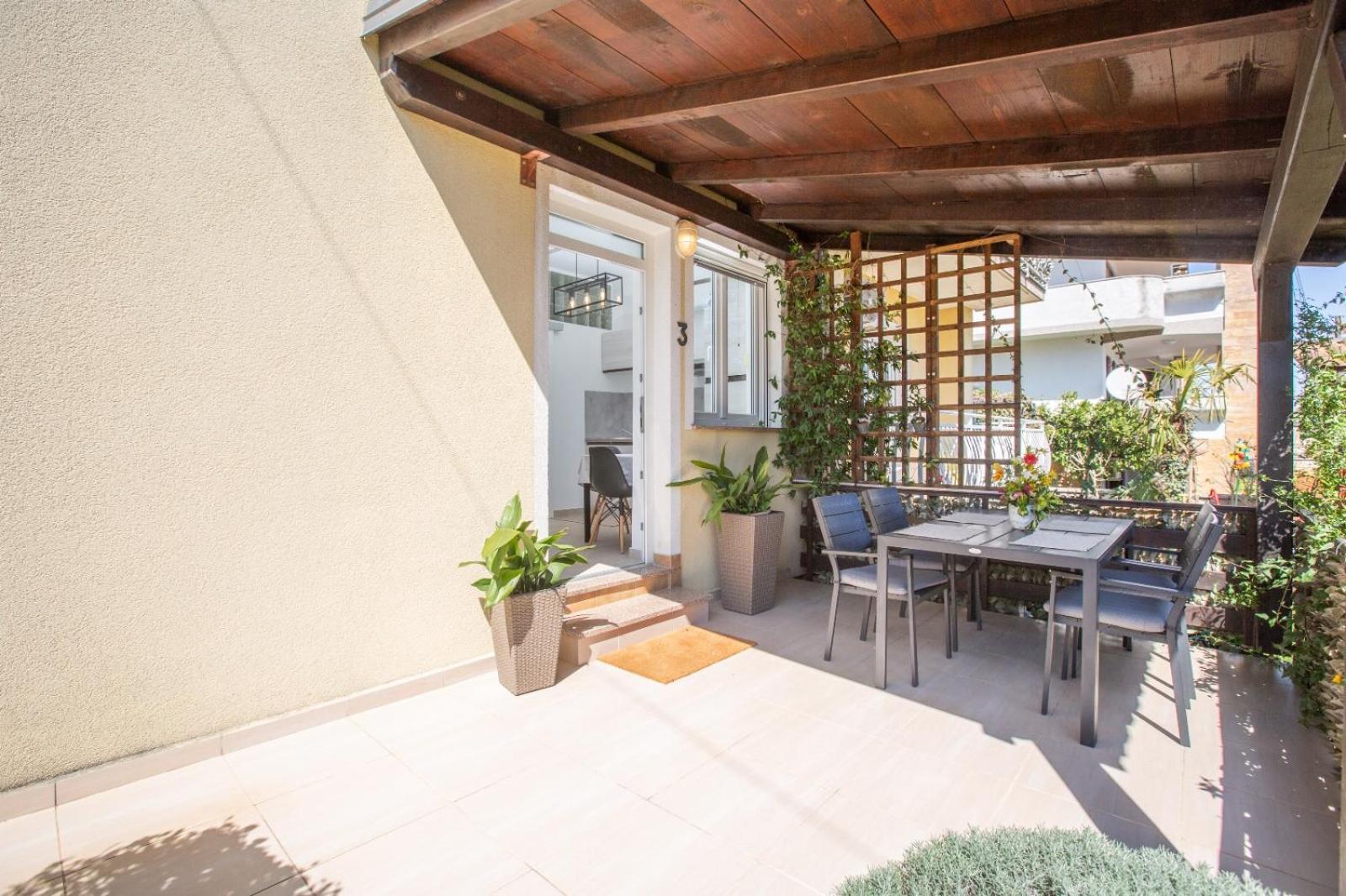 Trbovic Apartments Peaceful Stay With Free Parking, Pet-Friendly, And Bike Storage In Umag Exteriör bild
